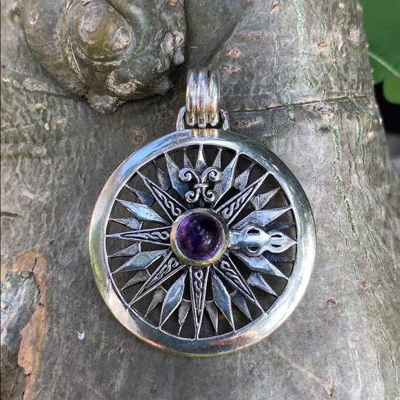 Celtic Fleur de Lis Compass Rose Amethyst Pendant - Picture 6 of 12